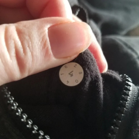 Lululemon Fleece Be True Hoodie Black 4 - Picture 13 of 14